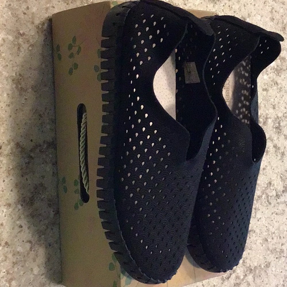 Ilse Jacobsen Tulip slip on black shoe.